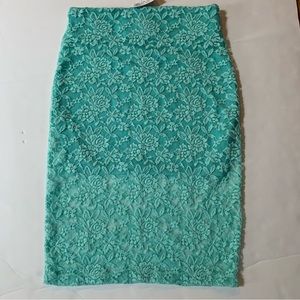 Skirt by Windsor